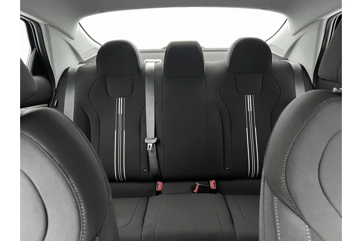 $23995 : Hyundai ELANTRA Hybrid 2025 image 9