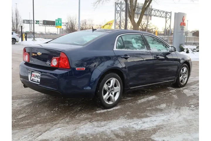 $5777 : Chevrolet Malibu 2010 LT 4dr image 8