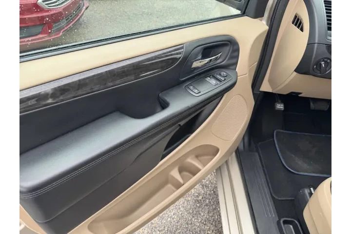 $6997 : 2015 Grand Caravan SE image 10