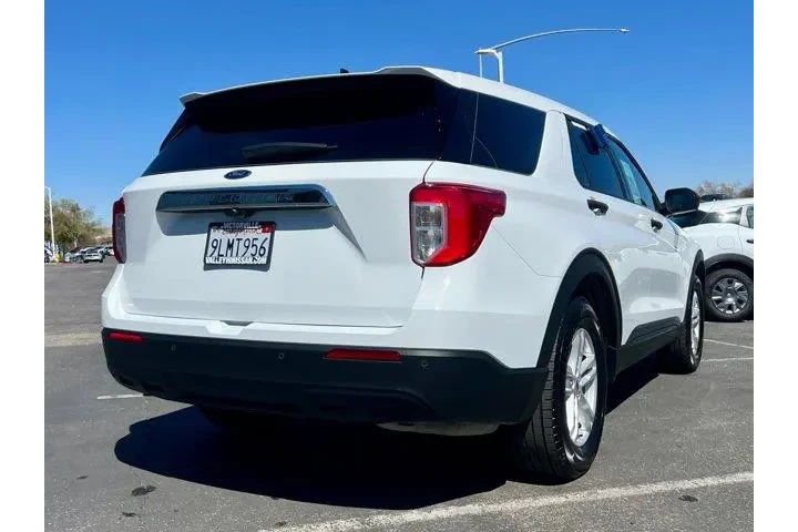 $27998 : Ford Explorer 2024 Base 4dr image 3