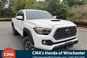 PRE-OWNED 2020 TOYOTA TACOMA en Madison WV