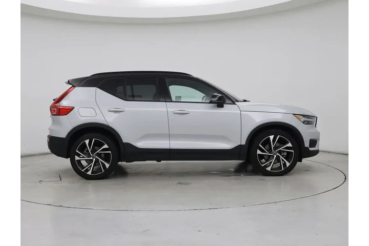 $28998 : Volvo XC40 2022 AWD T5 R-Des image 7
