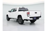 $34998 : Toyota Tacoma 2021 4x2 TRD S thumbnail