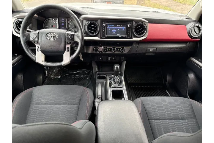 $25995 : 2018 Tacoma SR5 V6 image 6