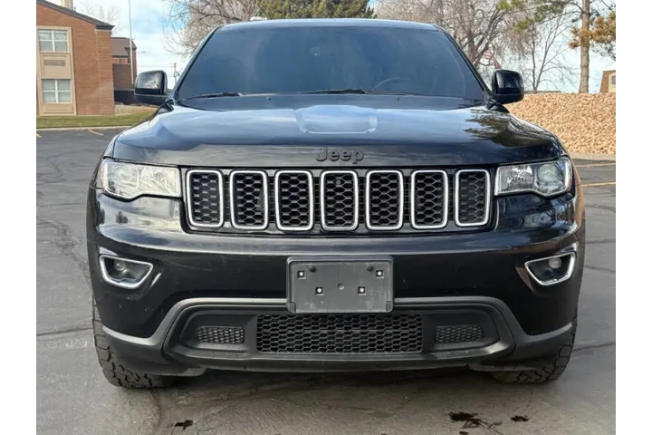 $18900 : 2022 Grand Cherokee WK Laredo image 7