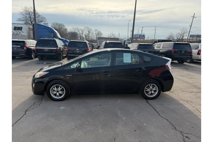 $5980 : 2010 Prius 5dr HB III (Natl) image 5