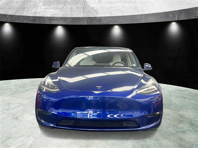 $31870 : Pre-Owned 2021 Model Y Perfor image 2