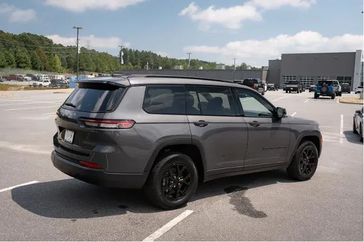 $33896 : Jeep Grand Cherokee L 2024 4 image 10