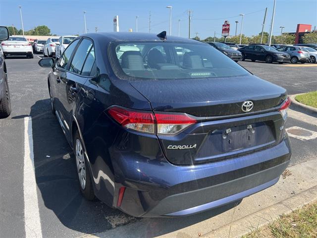 $18690 : PRE-OWNED 2022 TOYOTA COROLLA image 6