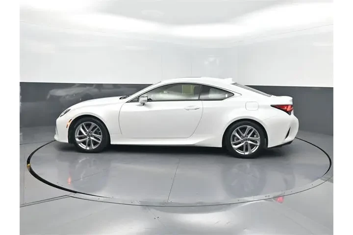 $29890 : Lexus RC 300 2020 2dr Coupe image 2