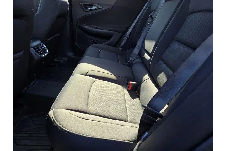 $18991 : Chevrolet Malibu 2019 LT 4dr image 4