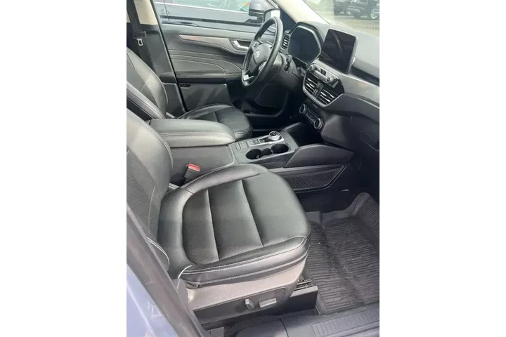 $26988 : Ford Escape Plug-In Hybrid 2 image 5