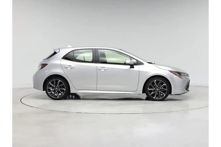 $21998 : Toyota Corolla Hatchback 202 image 7