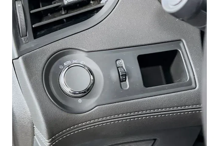 $14000 : Buick LaCrosse 2015 Leather image 9