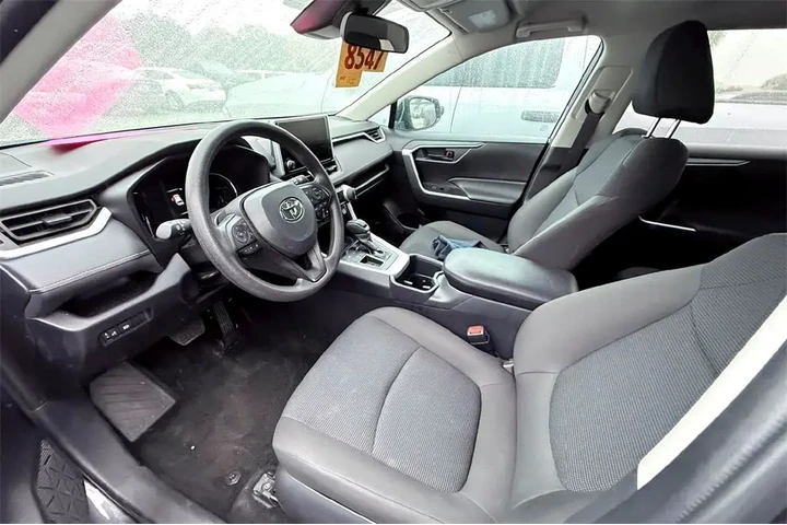 $28991 : Toyota RAV4 2025 LE 4dr SUV image 10