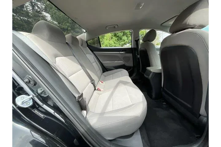 $7485 : Hyundai ELANTRA 2019 SE 4dr image 3