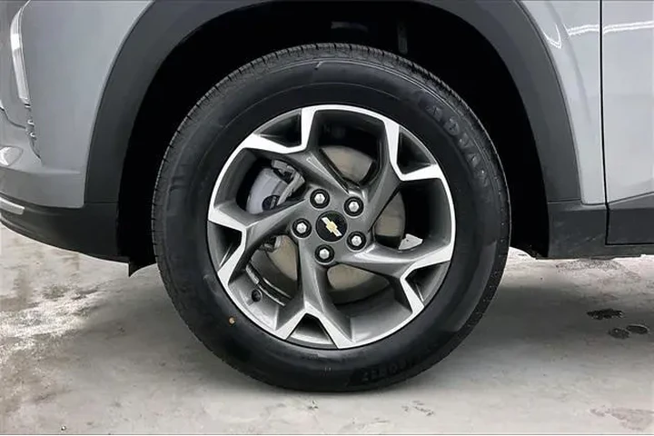 $18990 : Chevrolet Trax 2024 LT 4dr C image 10