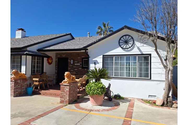 $1800 : Acogedora Guest House-Reseda image 5