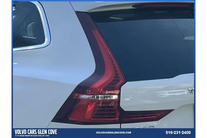$24000 : Volvo XC60 2021 AWD T5 Momen image 8
