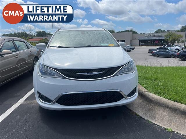 $14990 : PRE-OWNED 2018 CHRYSLER PACIF image 4