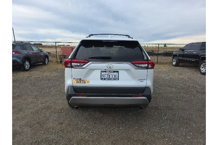 $37900 : Toyota RAV4 2023 AWD Limited image 5