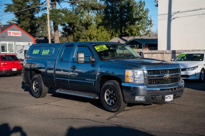 $19900 : 2007 Silverado 2500HD LT2 image 3