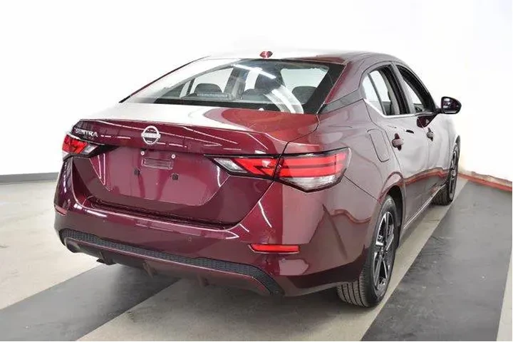 $20694 : Nissan Sentra 2025 SV 4dr Se image 7
