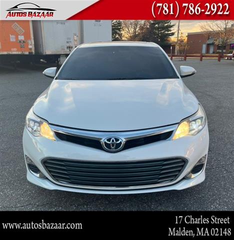 $13500 : Used 2014 Avalon 4dr Sdn XLE image 8