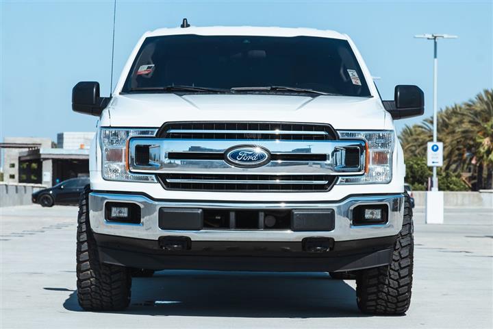 2019 F-150 XLT image 8