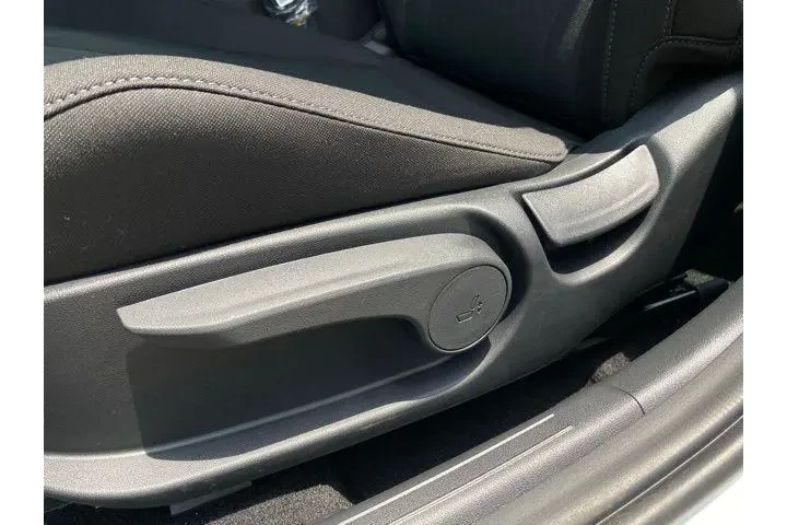 $27353 : Hyundai ELANTRA 2025 SEL Con image 10