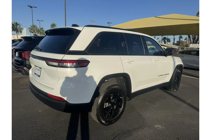 $29999 : Jeep Grand Cherokee 2024 4x4 image 5