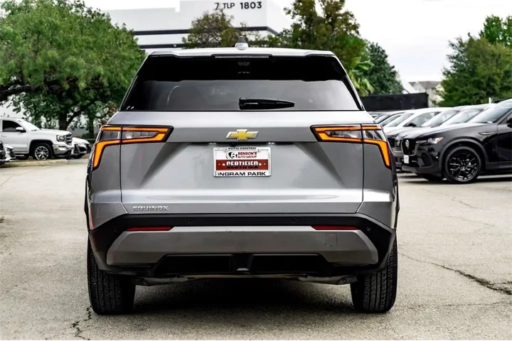 $26884 : Chevrolet Equinox 2025 LT 4d image 6