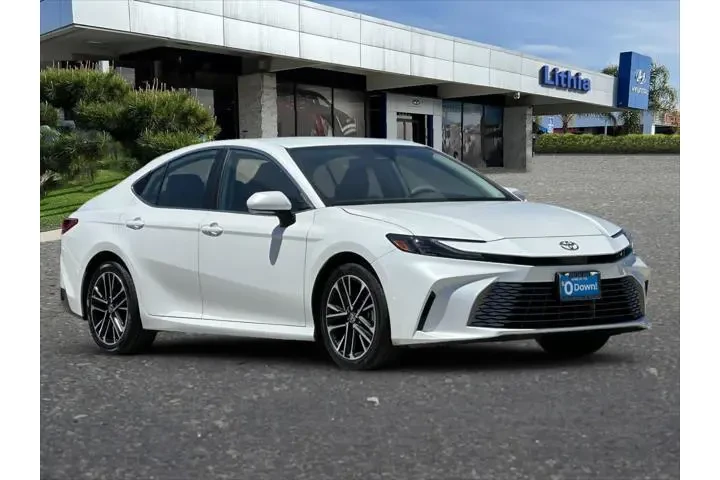 $33499 : Toyota Camry 2026 XLE 4dr Se image 10
