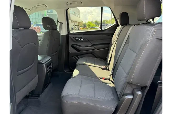 $22385 : Chevrolet Traverse 2021 LT C image 8