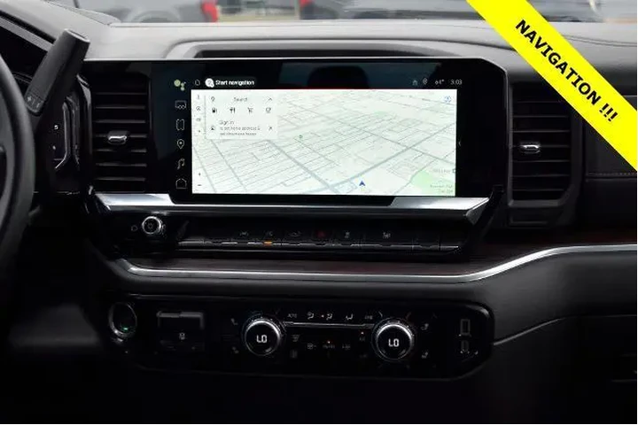 $37483 : GMC Sierra 1500 2025 4x2 SLT image 4