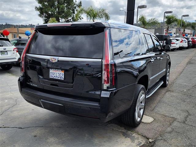 $27495 : 2016 Escalade ESV image 6