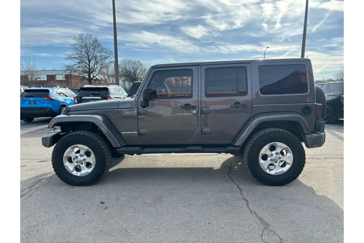 $16980 : 2014 Wrangler Unlimited 4WD 4 image 5