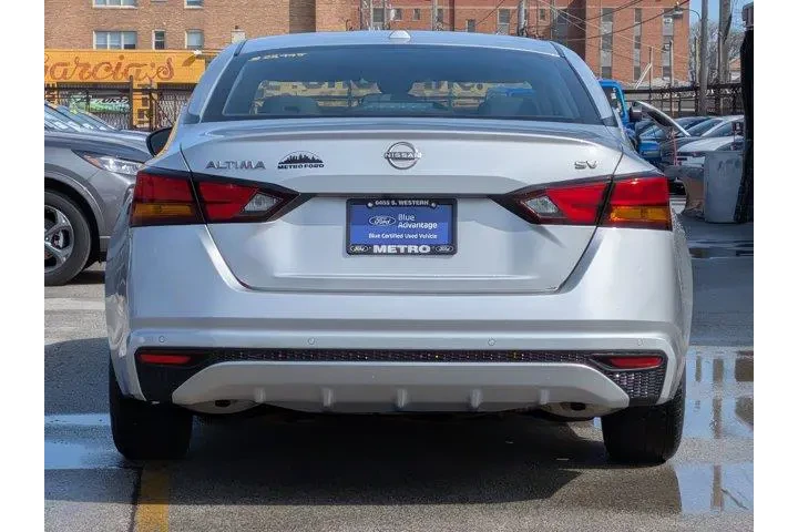 $17999 : Nissan Altima 2024 2.5 SV 4d image 5