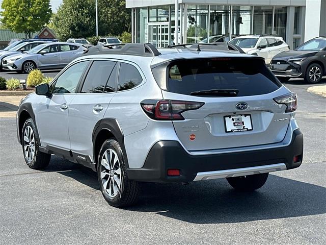 $39200 : PRE-OWNED 2024 SUBARU OUTBACK image 4