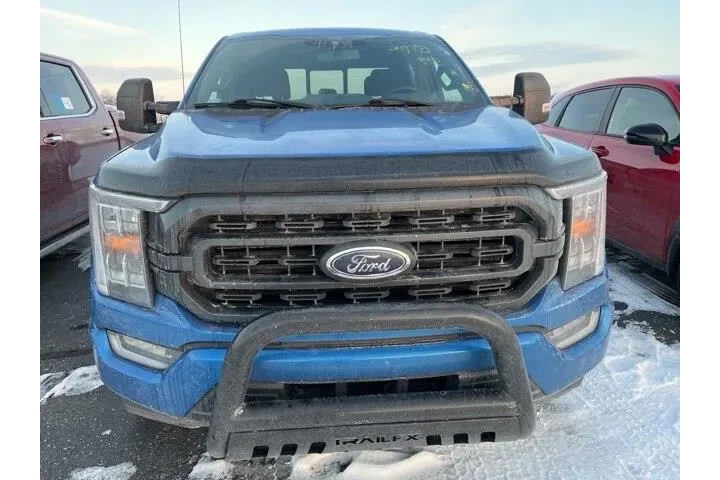 $32000 : Ford F-150 2021 4x4 XLT 4dr image 6