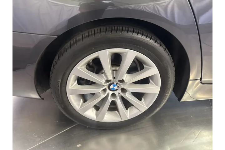 $13999 : BMW 5 Series 2016 535i 4dr S image 9