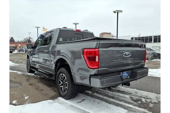 $38980 : Ford F-150 2023 4x4 XLT 4dr image 9
