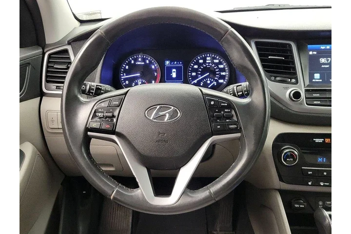 $12998 : Hyundai TUCSON 2018 Sport 4d image 10