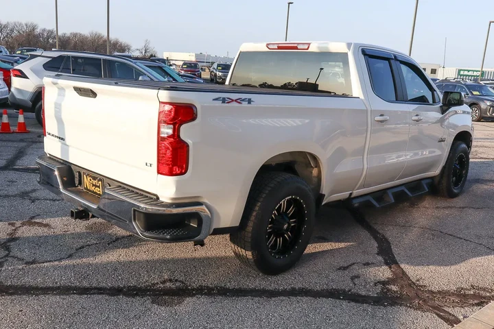 $25988 : 2020 Silverado 1500 4WD Doubl image 4
