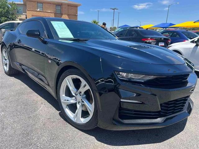 $45995 : Pre-Owned 2019 Camaro SS Coup image 8