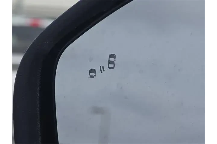 $29986 : Ford Explorer 2021 AWD XLT 4 image 8