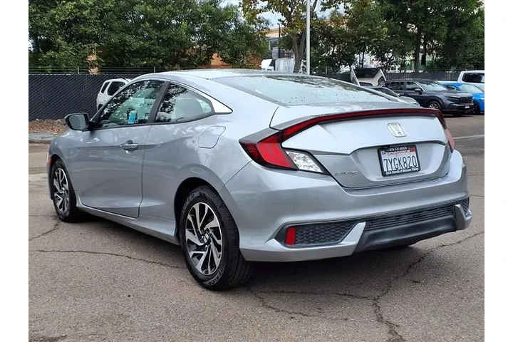 $19981 : Honda Civic 2017 LX-P 2dr Co image 7