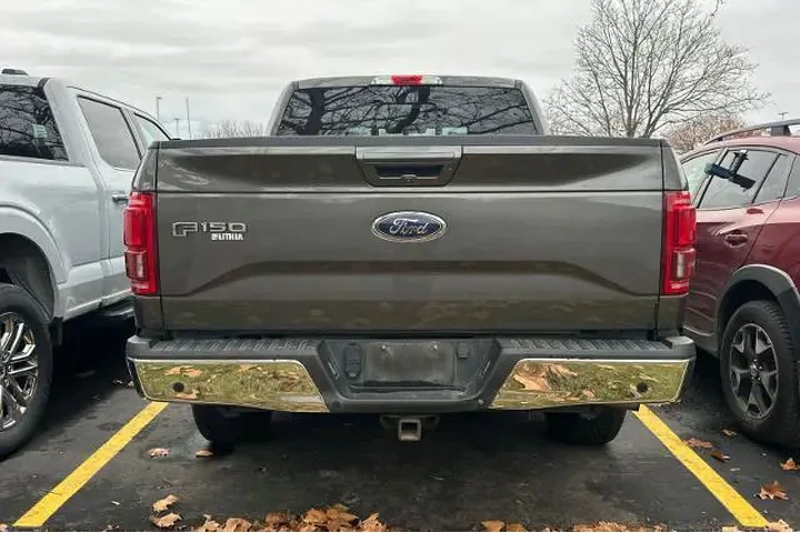 $23995 : Ford F-150 2017 4x4 Lariat 4 image 4