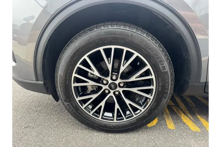 $27900 : Ford Escape Plug-In Hybrid 2 image 9