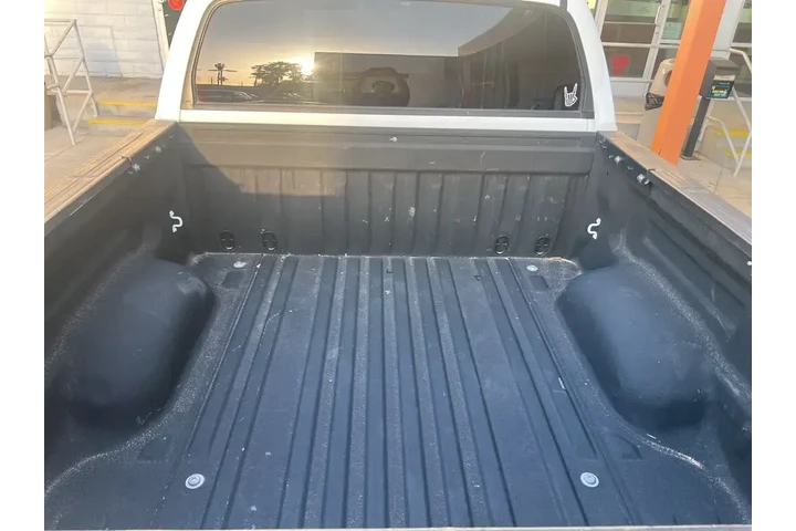 $26943 : Toyota Tundra 2017 4x2 SR5 4 image 10